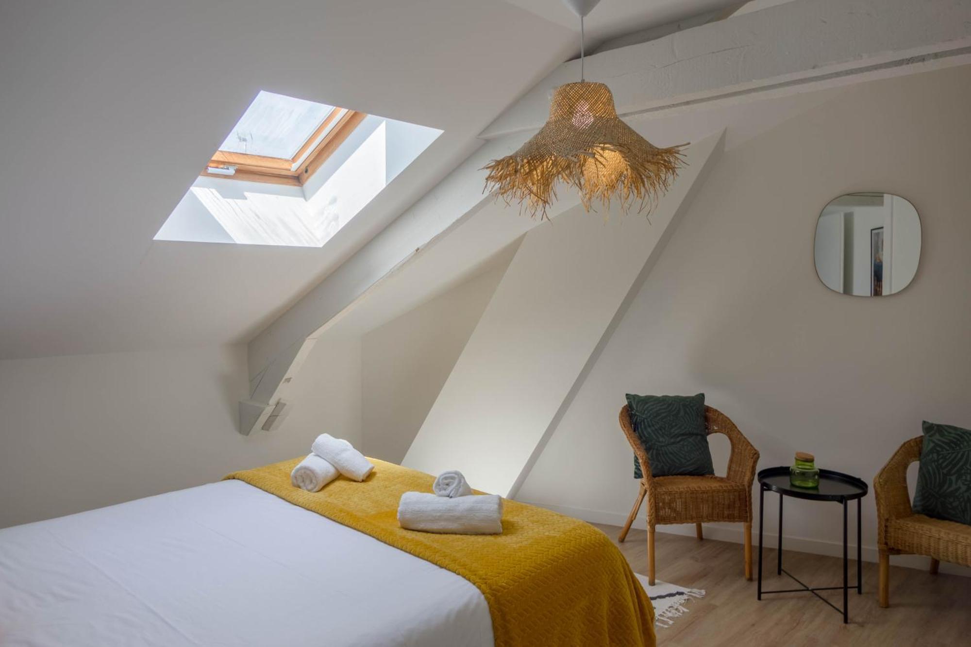 Orleans - Maison De Ville Haut De Gamme Au Calme - 4 Chambres Avec Garage - Proche De Toutes Les Commodites - La Maison D'A Cote Exteriör bild